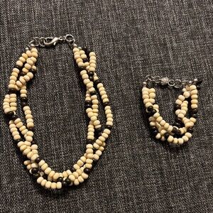 Elegant Beaded Necklace and Bracelet Set